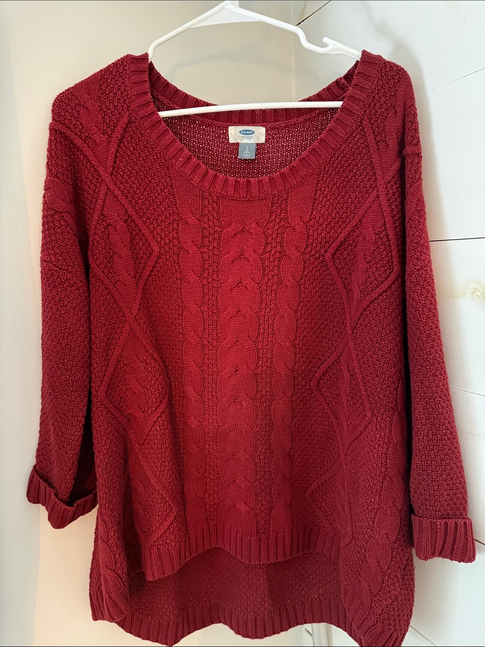 Old Navy Burgundy Cable Knit Crewneck Sweater